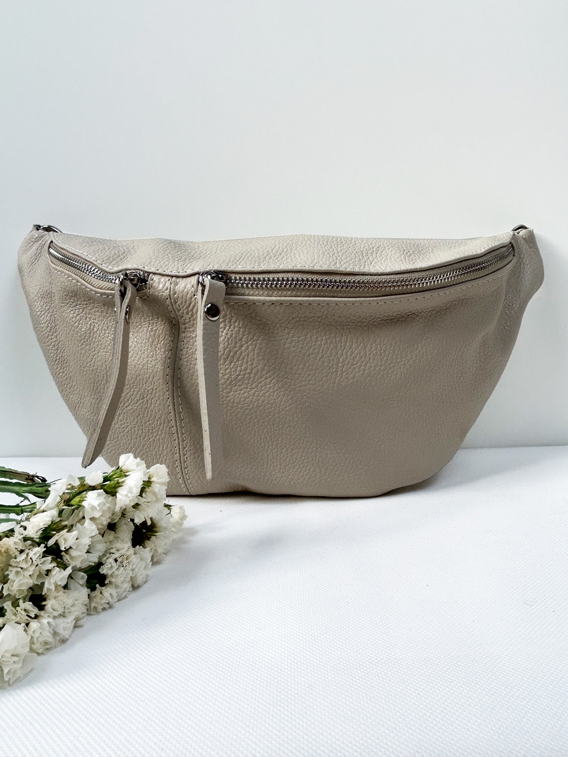 XL Crossbody Bauchtasche (Leder) - Beige