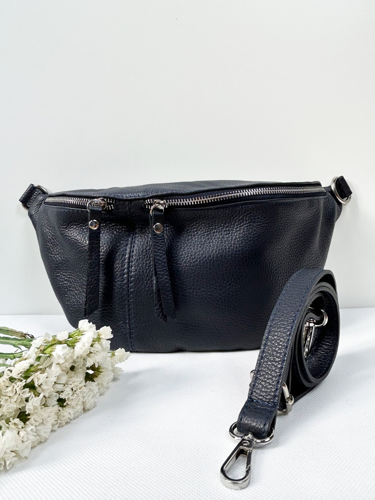 XL Crossbody Bauchtasche (Leder) - Dunkelblau